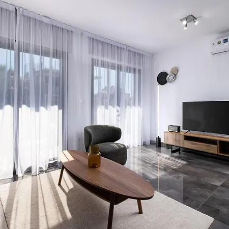 Apartment Amalia Court I